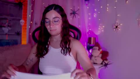 ISSA  online show from October 15, 10:12 pm