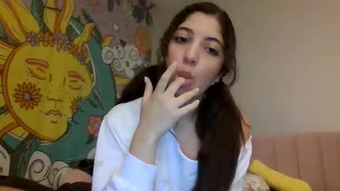 ItalianKitty online show from December 1, 12:15 am