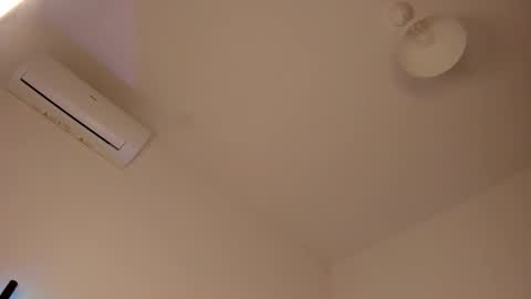 Isabella online show from November 3, 1:48 pm