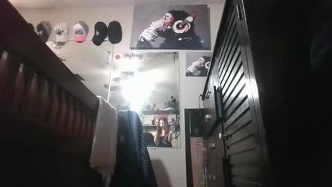itsdannibaby online show from May 31, 7:37 pm