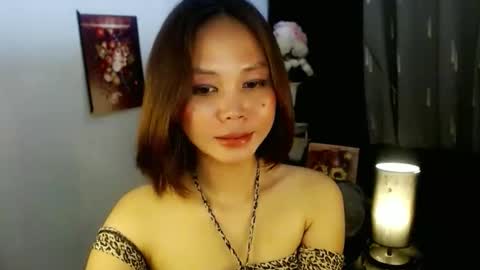 DONT FORGET FOLLOW AND THUMPS UP LOVE  IM PEARL online show from May 11, 12:35 am
