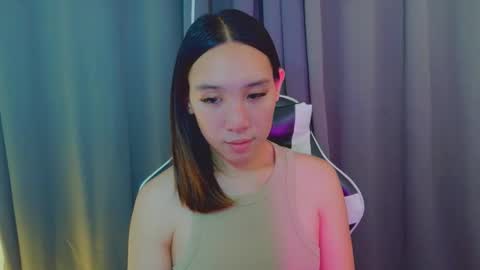 QUEEN online show from November 28, 3:09 am