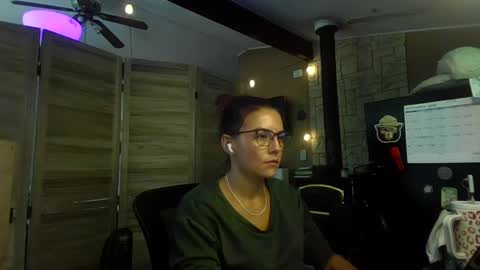 ItsMeSophie X online show from September 9, 4:18 pm