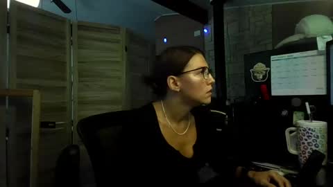 ItsMeSophie X online show from September 10, 4:29 pm