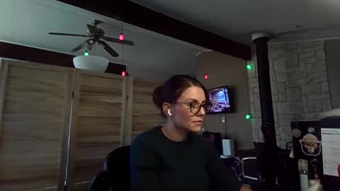 ItsMeSophie X online show from November 13, 6:40 pm