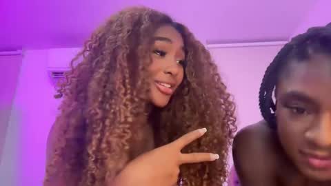 savannahrose online show from February 28, 12:43 am