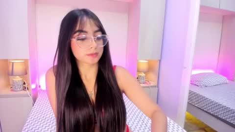 Ivy online show from December 16, 4:07 am