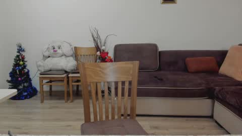 Iveta online show from December 15, 3:31 pm