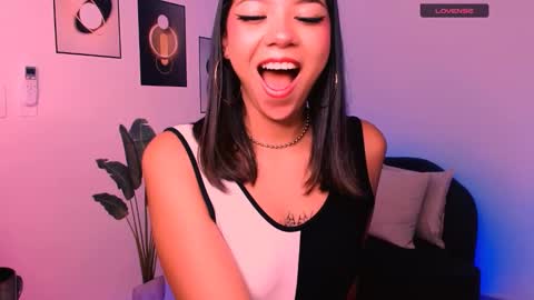 Ivony Rose online show from September 9, 10:20 pm