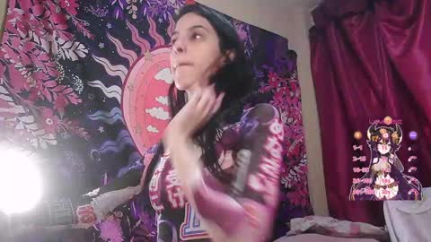 Snapshot of ivy_hatesu chatting on October 11, 10:09 am Ivy online show from October 11, 10:09 am