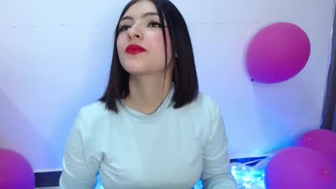 tender girl  online show from March 26, 3:52 am