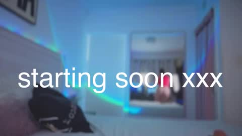 Ivy Swings online show from February 5, 10:07 am