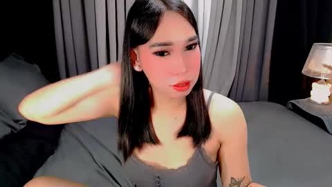 UR LOVELY IYANNA online show from November 26, 7:48 pm