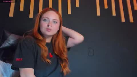 hot izys online show from November 8, 1:43 am