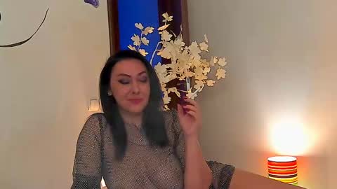 Jackie online show from February 1, 9:40 pm