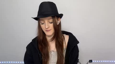 Lisa online show from January 19, 11:06 am