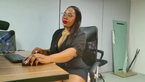 Jacky Norriss online show from February 25, 12:05 pm