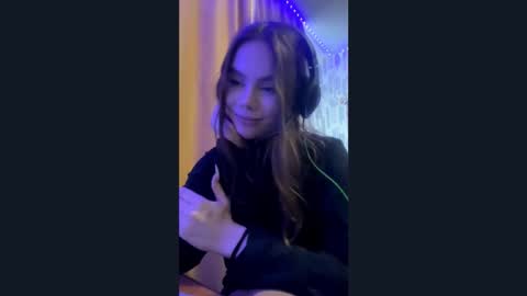 Snapshot of jacqulinescarpone chatting on October 15, 8:50 am Adeline online show from October 15, 8:50 am