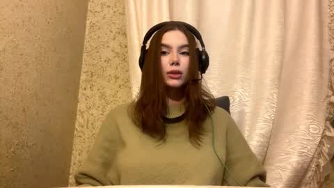 Snapshot of jacqulinescarpone chatting on October 16, 3:14 pm Adeline online show from October 16, 3:14 pm