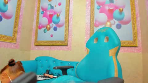 Jadde Greyy  online show from February 19, 3:39 am