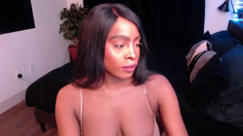 Jade online show from September 15, 9:55 pm