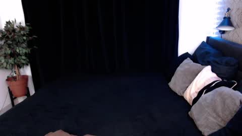 Jade online show from October 6, 8:24 pm