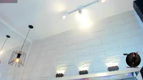  JADE  online show from September 12, 9:44 pm