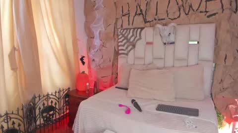 ade online show from October 17, 2:09 pm