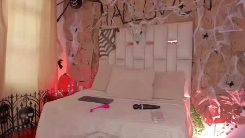 ade online show from October 31, 3:49 pm