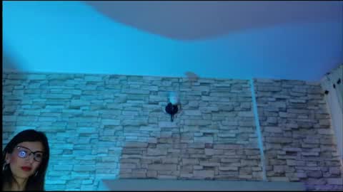 jade white  online show from April 16, 8:08 pm