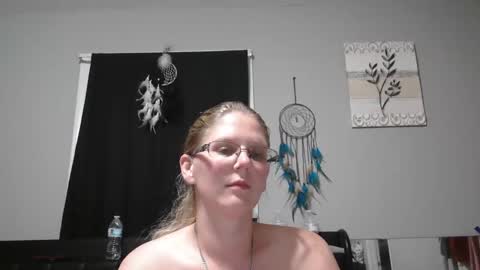 JadeLuv online show from March 4, 2:07 am