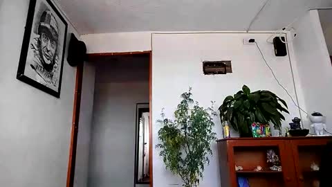 janariivera1 online show from November 12, 3:54 pm