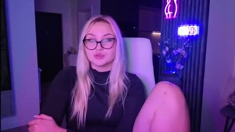 Jane online show from November 3, 6:23 pm