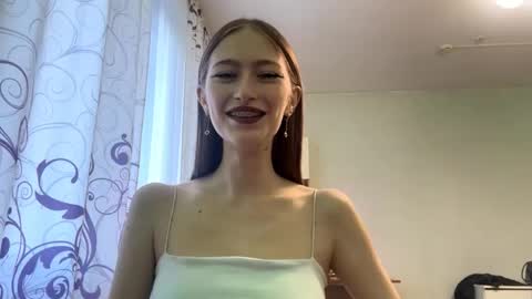 Kate online show from May 17, 2:16 pm