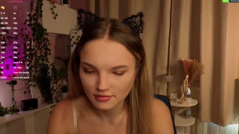 Hi Im Alice and here youll find something online show from December 15, 6:07 am