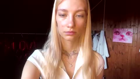 Elsa online show from July 12, 9:43 am