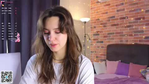 Chloe online show from November 4, 6:07 am