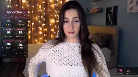 Jasmine online show from March 8, 8:57 pm