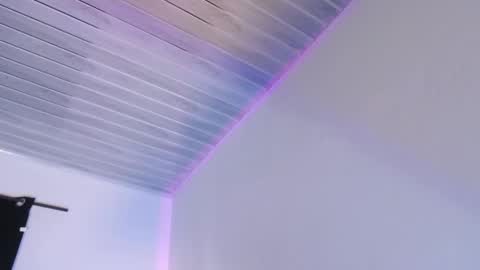 Jassper  Brenda online show from April 17, 9:50 pm