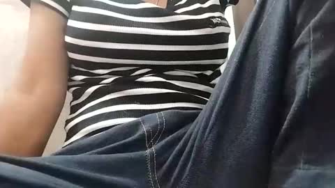 jasspreettt online show from November 11, 6:42 am