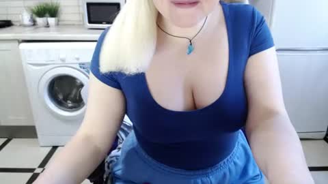 jassyjassypaw online show from June 17, 4:14 am