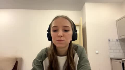 Isabella Rose online show from February 26, 2:49 pm