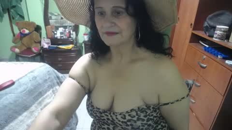 jazmim online show from October 2, 1:16 pm