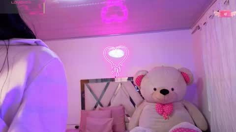 Jazmin  online show from September 15, 12:02 pm