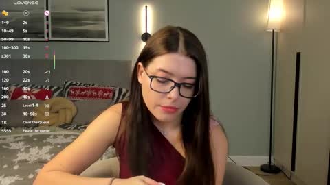 Mira the personal mirage D online show from February 16, 7:25 pm