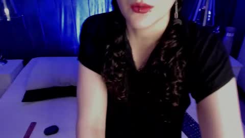 Jean online show from March 1, 7:48 pm