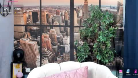 Jelisse online show from December 16, 7:25 am