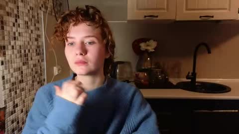 Emily online show from April 11, 9:18 pm