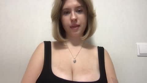 Inna  online show from November 25, 7:43 am