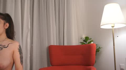 jeniffer_foxx online show from November 3, 5:33 am